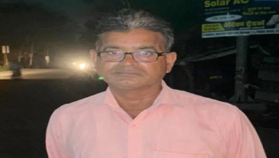  खनन ड्यूटी से लौट रहे बाइक सवार संग्रह अमीन की बिजली के तार की चपेट में आने से मौत