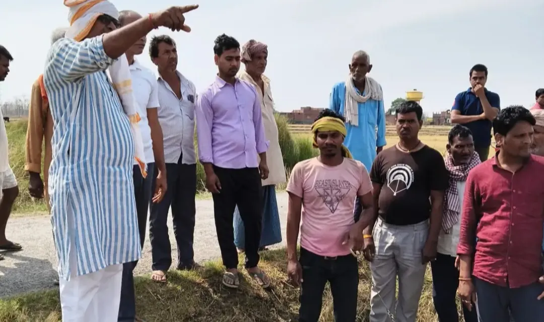 चकबंदी से सुरक्षित हो रही ग्राम सभा की जमीन, ग्रामीणों के सहयोग से सुलझ रही आपसी रंजिश