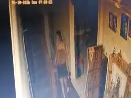 सुसाइड या कुछ और? छत पर जाती दिखी ट्विशा