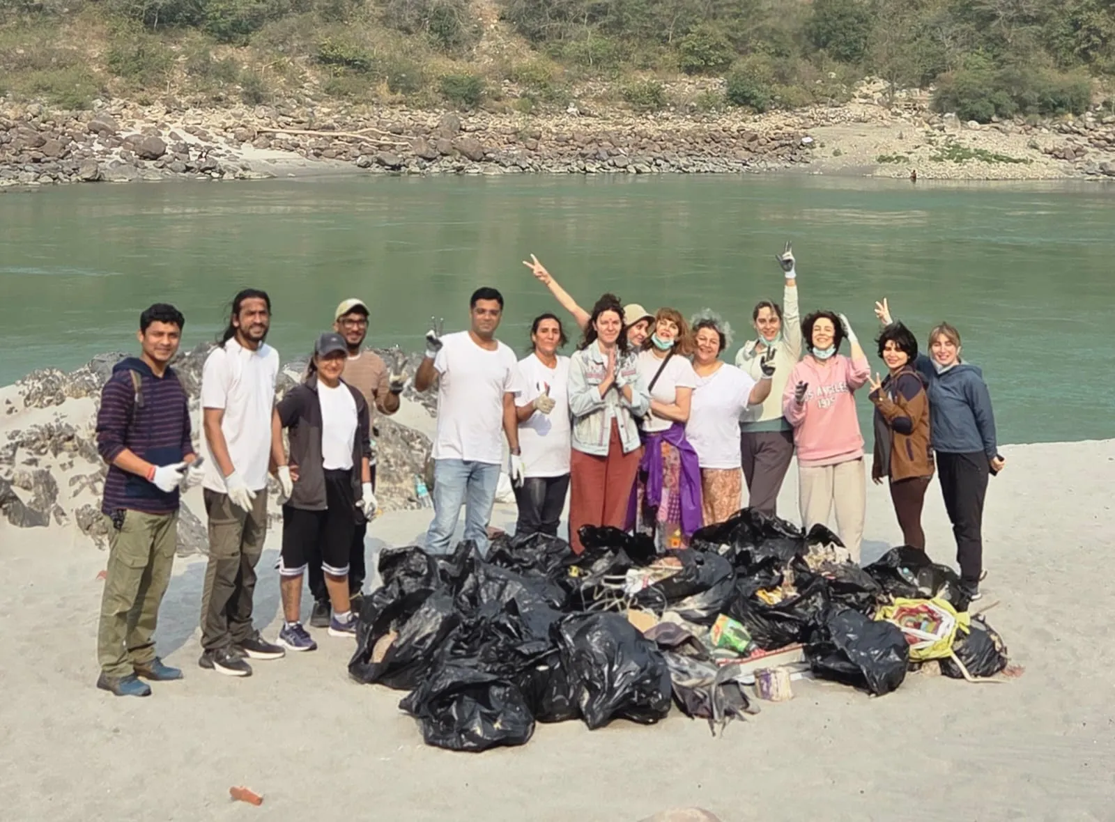लक्ष्मण झूला क्षेत्र से 3 टन कचरा साफ, अब पूरे ऋषिकेश को स्वच्छ बनाने का लक्ष्य