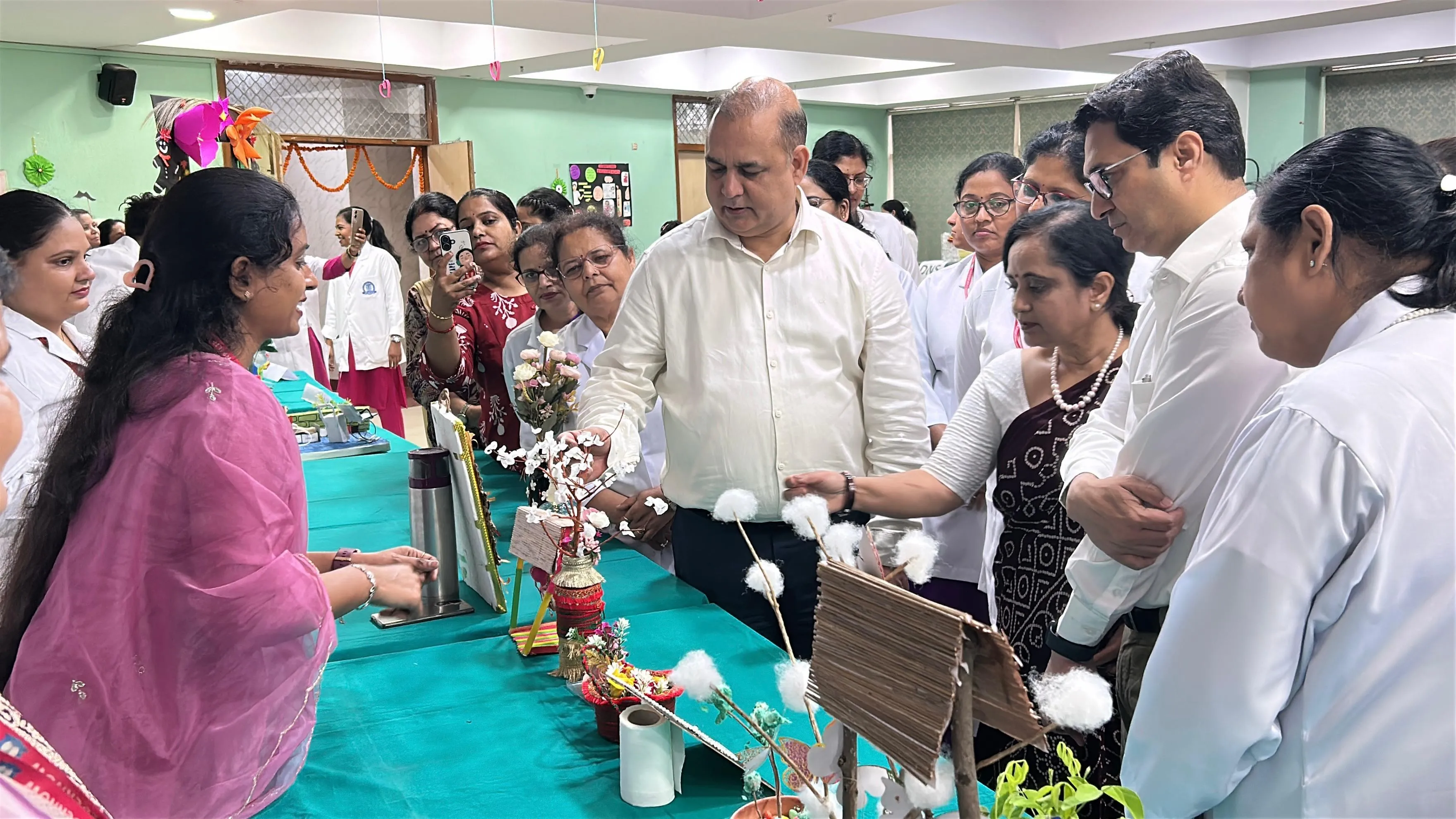 लोहिया संस्थान में बिना आग व गैस जलाए खाना पकाना पर प्रतियोगिता 
