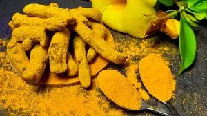 गुणों की खान है कच्ची हल्दी, रोज करना चाहिए सेवन
