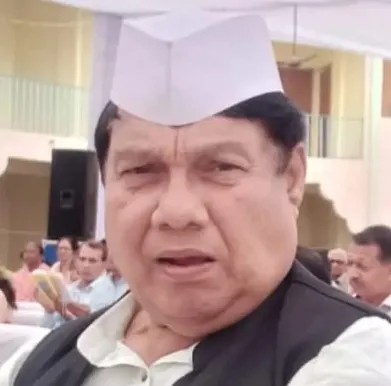 शब्दों की गरिमा और रिश्तों की गहराई से पहचाने जाते धीरेंद्र प्रताप