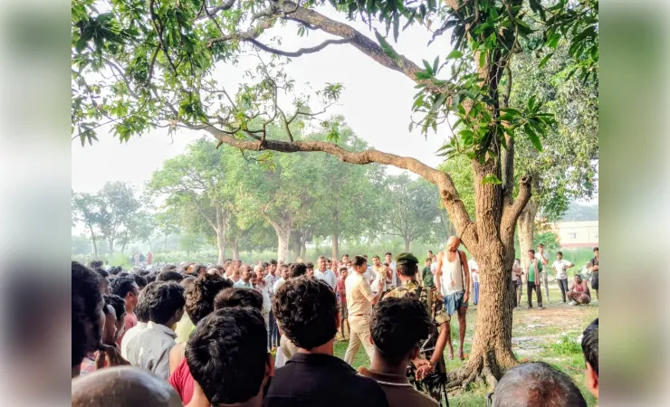 सीवान: बगीचे में अधेड़ का शव मिलने से फैली सनसनी, परिजनों में पसरा मातम 