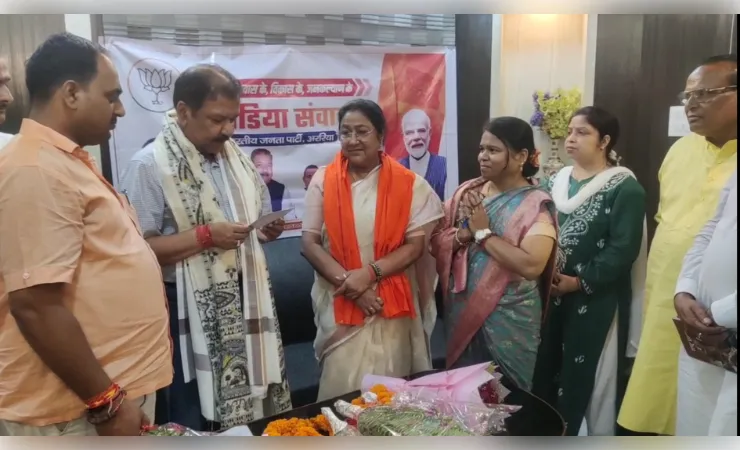 नरेन्द्र मोदी के नेतृत्व में देश ने विकास और जनकल्याण के नए कीर्तिमान स्थापित किए : डॉ जायसवाल