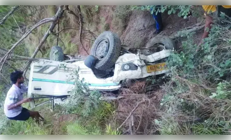 हिमाचल प्रदेश हादसे में सात लोगों की दर्दनाक मौत, चंबा के खाई में गिरी बोलेरो