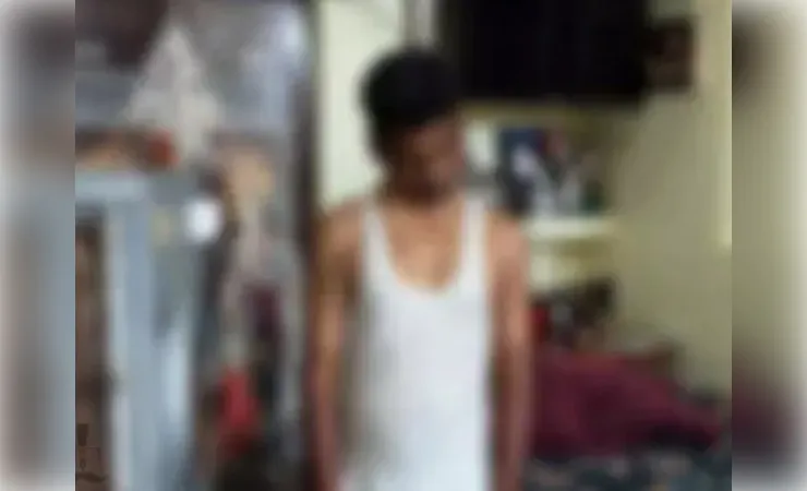 रायपुर: फांसी के फंदे पर लटका मिला प्रधान आरक्षक शीतल यादव का शव, जांच जारी 