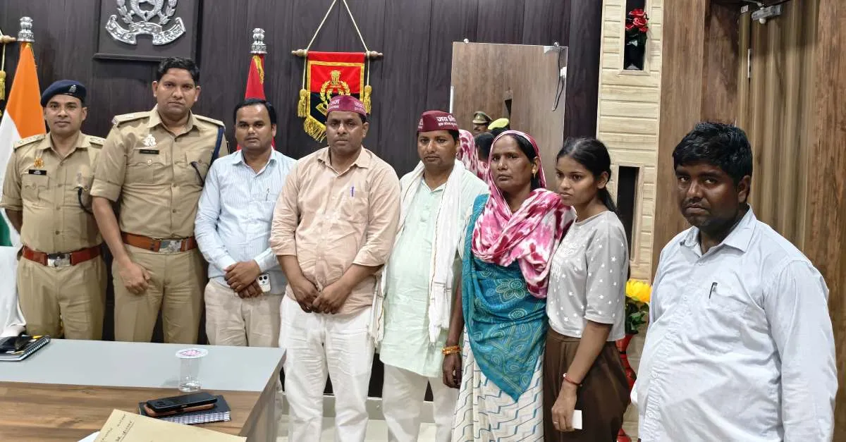 निषाद पार्टी के  कार्यकर्ता लक्ष्मण निषाद की हत्या से रोष