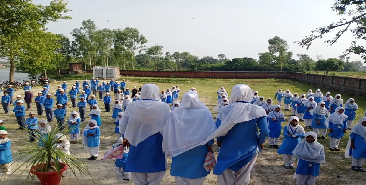 छत्तीसगढ़ के स्कूलों में अब गूंजेंगे राष्ट्रगान पढ़ते बच्चे