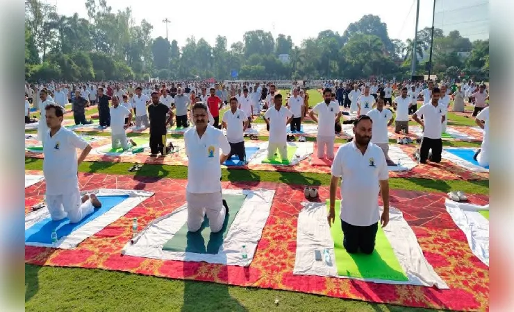 कोलकाता में 12वें अंतरराष्ट्रीय योग दिवस पर बनेगा विश्व रिकॉर्ड, पीएम मोदी की उपस्थिति प्रस्तावित