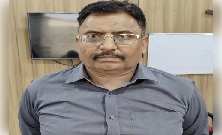 बरेली : रिश्वत लेते एंटी करप्शन ने रंगे हाथ पकड़ा संग्रह अमीन