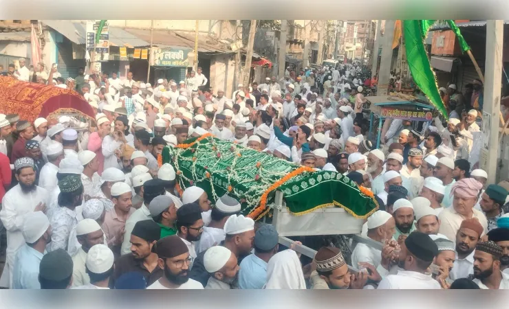 सड़क हादसा: पलामू में एक साथ उठे पांच जनाजे, सैकड़ों लोगों ने दिया कंधा