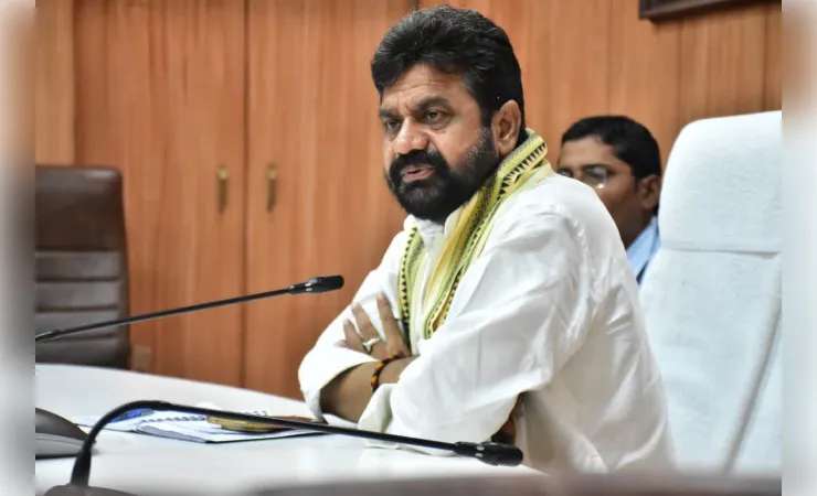 प्रयागराज आयुष अस्पतालों में अंदर ही मिलें दवाएं, बढ़ाई जाएं ओपीडी : दयाशंकर मिश्र