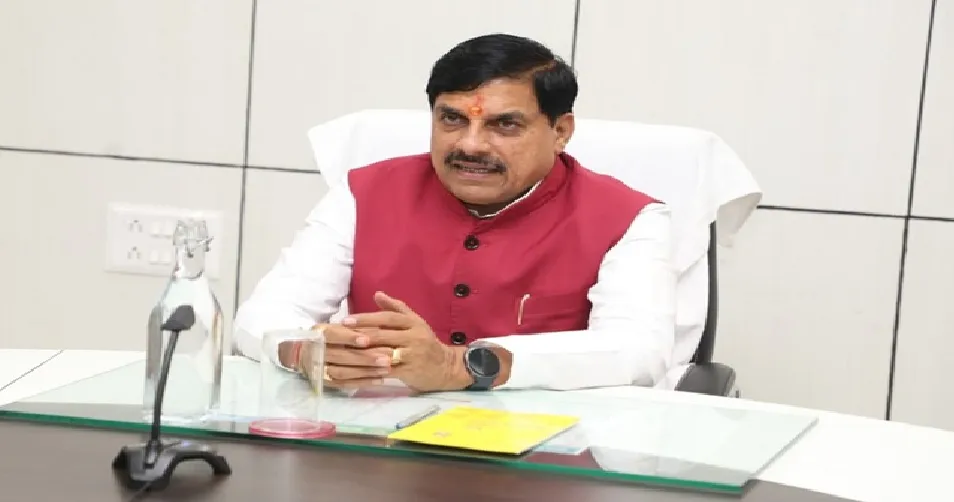 मप्रः विपरीत परिस्थितियों में भी शिक्षा की अलख जगाने वाले 31 शिक्षकों का हुआ सम्मान
