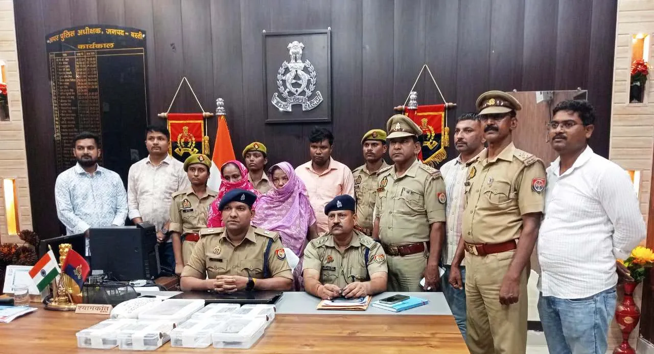 लाखो रूपये नकदी के साथ 3 अन्तर्जनपदीय ठग गिरफ्तार 