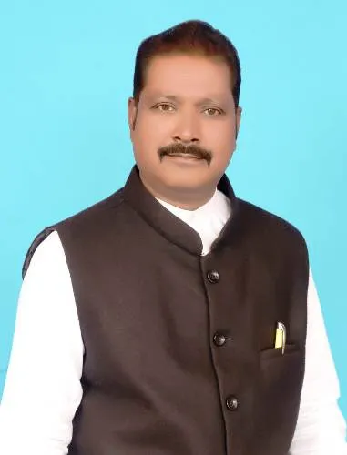 संविदा कर्मियों का कोड लाक, ड्राइंविग लाइसेंस बनवाने के लिये भटक रहे है लोग