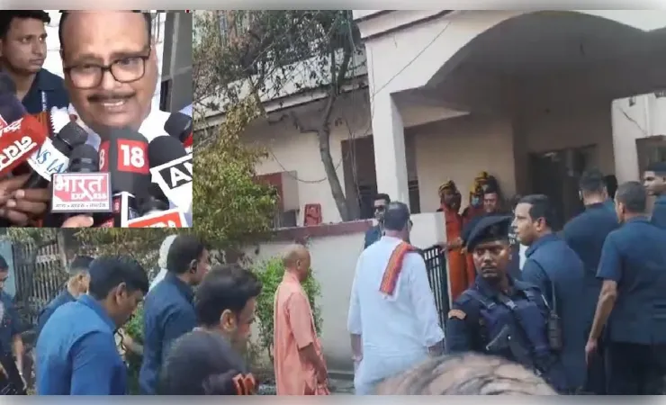 लखनऊ अग्निकांड: शव देखकर भावुक हुए उपमुख्यमंत्री ब्रजेश पाठक 