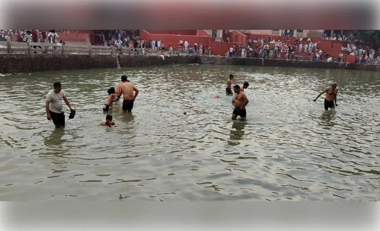 पिंडतारक तीर्थ में सोमवती अमावस्या पर उमड़ा श्रद्धा का सैलाब, हजारों ने किया पिंडदान