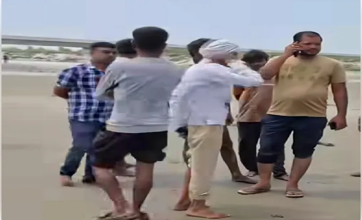  गंगा में नहाते समय किशोर की  डूबकर मौत