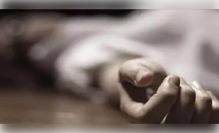 हसनगंज में घर के अंदर वृद्ध व्यक्ति का शव मिला, दुर्गंध आने पर खुला मामला