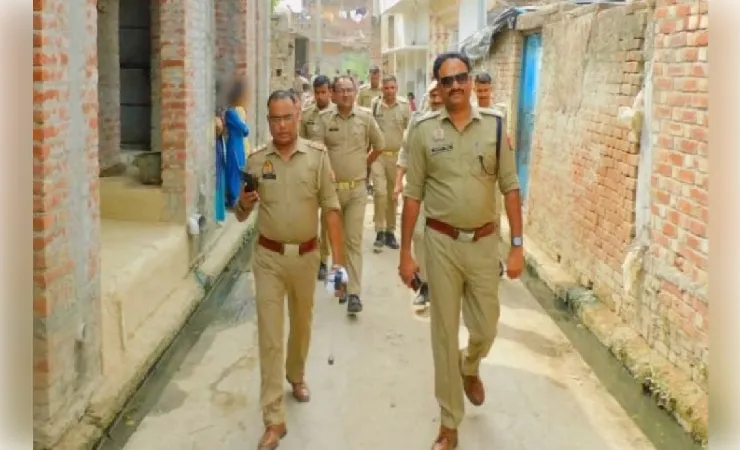 एएसपी ने थाना शाहबाद क्षेत्रान्तर्गत ग्राम जगेसर में ताजिया जुलूस का निरीक्षण कर शांतिपूर्ण ढंग से कराया सम्पन्न
