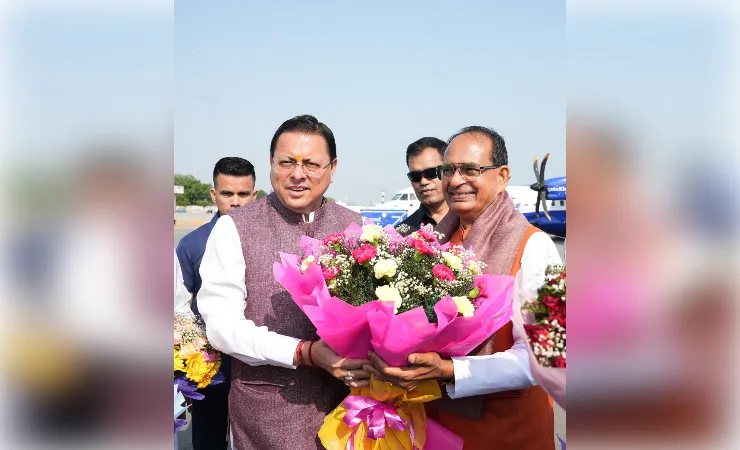 शिवराज सिंह चौहान पहुंचे उत्तराखंड, सीएम धामी ने किया स्वागत 