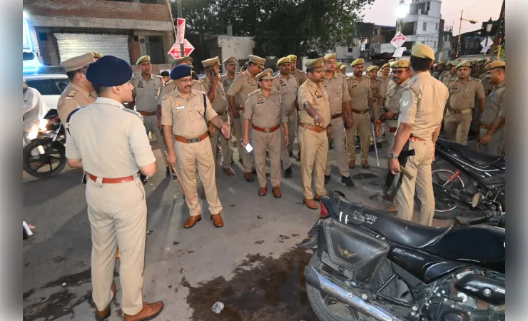 जालौन में बिना नंबर प्लेट और मॉडिफाइड साइलेंसर वाली 7 बाइक सीज, 3 बुलेट के साइलेंसर जब्त