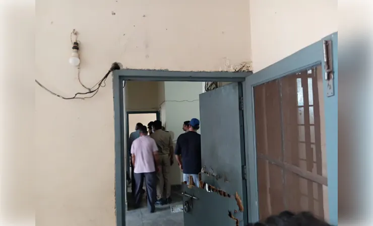 शाहजहांपुर में सरकारी आवास में चिकित्सक का शव मिला