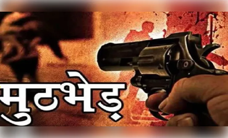 वाराणसी : मुठभेड़ में दो शातिर बदमाश गिरफ्तार, दोनों के पैर में लगी गोली