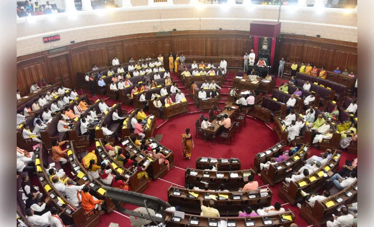 पश्चिम बंगाल विधानसभा में आज पेश नहीं होगा समान नागरिक संहिता विधेयक