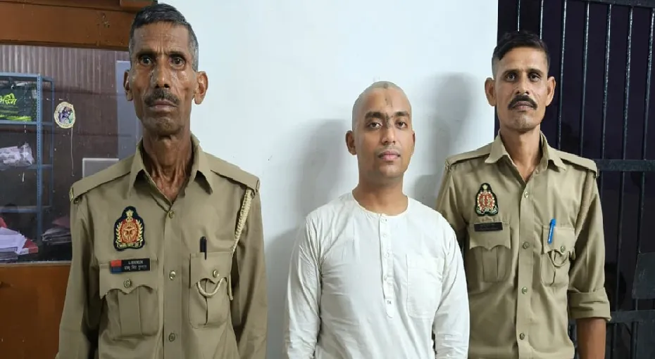 ‘इंजीनियर बाबा’ गिरफ्तार: बीटेक-एमटेक युवतियों का ब्रेनवाश कर करता था शोषण