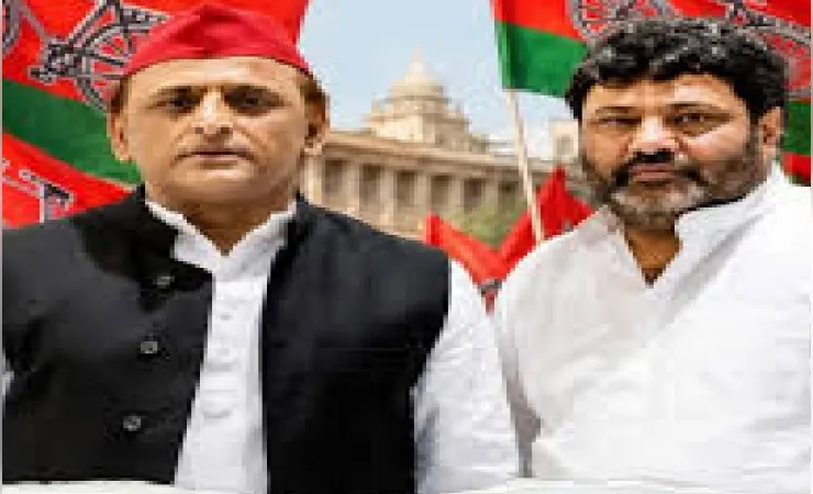 कमाल अख्तर ने सपा के मुख्य सचेतक पद से दिया इस्तीफा, रुचि वीरा विवाद के बीच बढ़ी सियासी हलचल