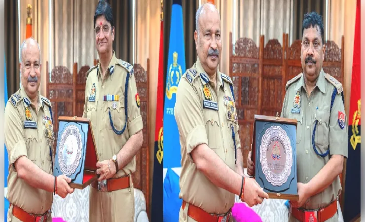 यूपी पुलिस मुख्यालय में दो आईपीएस अधिकारियों का विदाई समारोह, डीजीपी ने किया सम्मानित