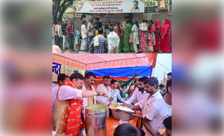 निःशुल्क रसोई बनी जनसेवा की मिसाल, प्रतिदिन 4000 जरूरतमंदों तक पहुंच रहा भोजन