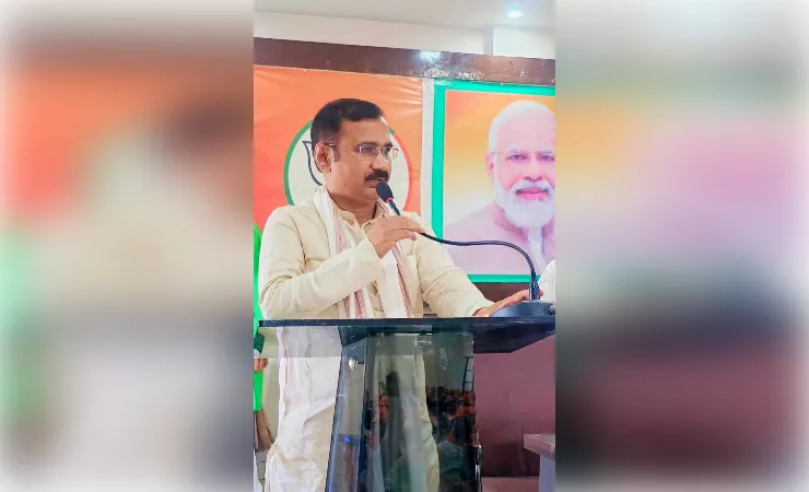  वाराणसी में भाजपा ने विश्व योग दिवस को व्यापक बनाने की तैयारी पूरी की