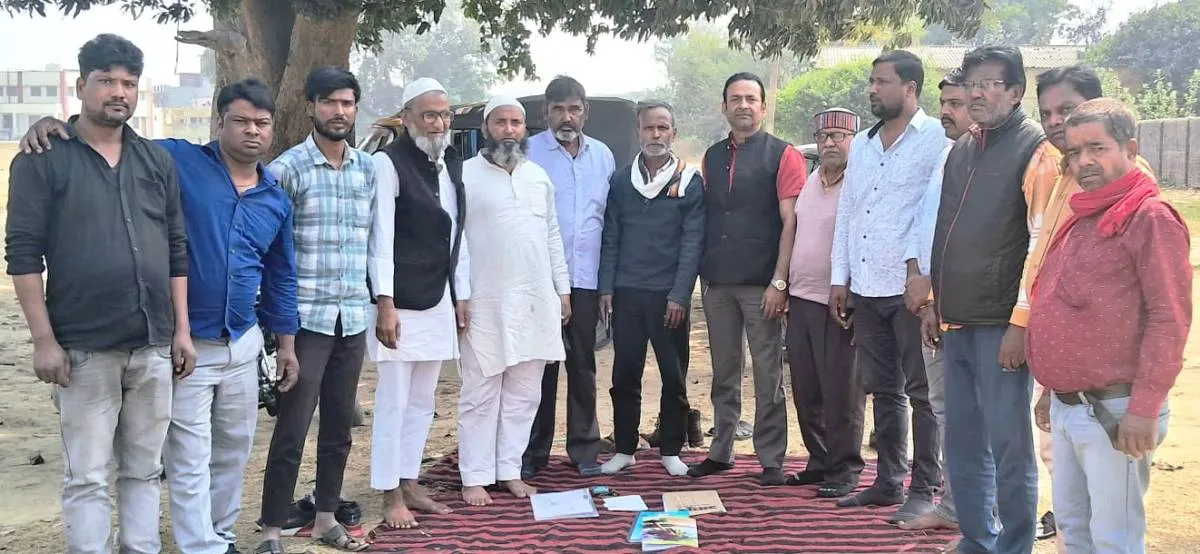 आटो रिक्शा चालको की बैठक में उठा उत्पीड़न का मुद्दा