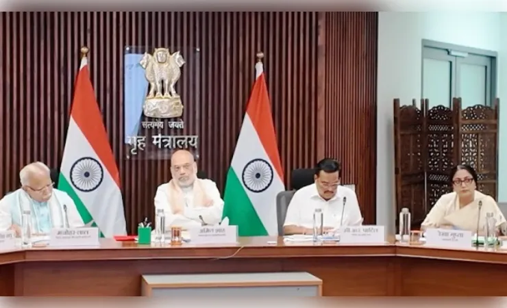  यमुना को पुनर्जीवित करने के लिए अमित शाह ने ली बैठक, सभी एजेंसियों को मिलकर काम करने का निर्देश
