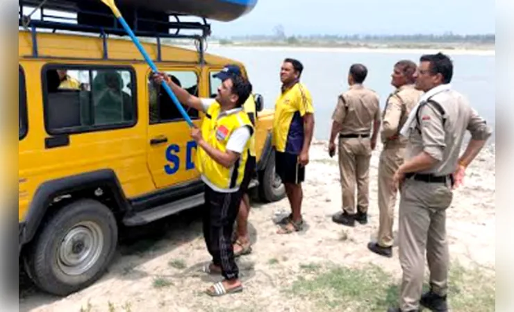 हरिद्वार: गंगा नदी में अज्ञात युवक का शव मिलने से फैली सनसनी, पहचान में जुटी पुलिस