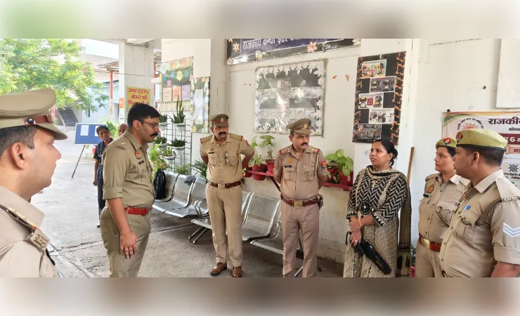 बागपत: पुलिस भर्ती परीक्षा शुरू,  सुरक्षा व्यवस्थाओं का एसपी ने किया निरीक्षण 