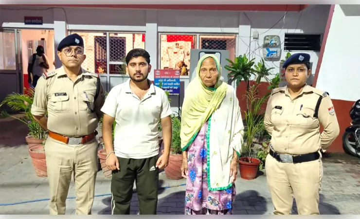 हरिद्वार पुलिस ने बुजुर्ग महिला की मददगार बन परिजनों से मिलवाकर लौटाई मुस्कान