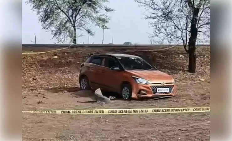 अशोकनगर: कार में युवक-युवती के खून से सने शव मिलने से सनसनी, पिस्टल बरामद