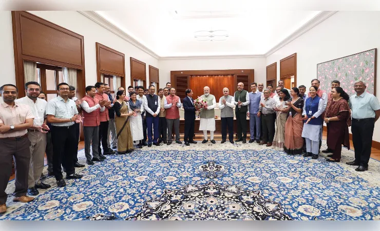 केंद्रीय मंत्रिमंडल ने प्रधानमंत्री को दी बधाई, दूरदर्शी संकल्प, नेतृत्व के प्रति समर्थन किया व्यक्त
