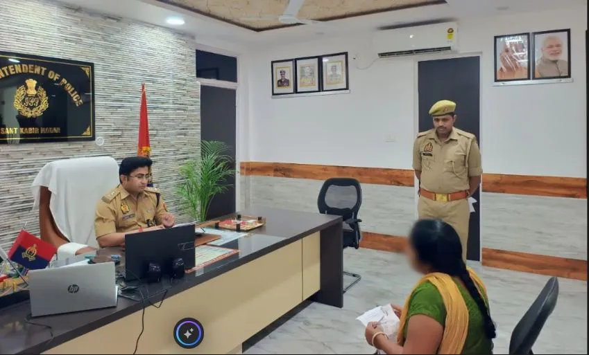 पुलिस अधीक्षक द्वारा जनसुनवाई में शिकायतकर्ताओं की सुनी गयी समस्याएं