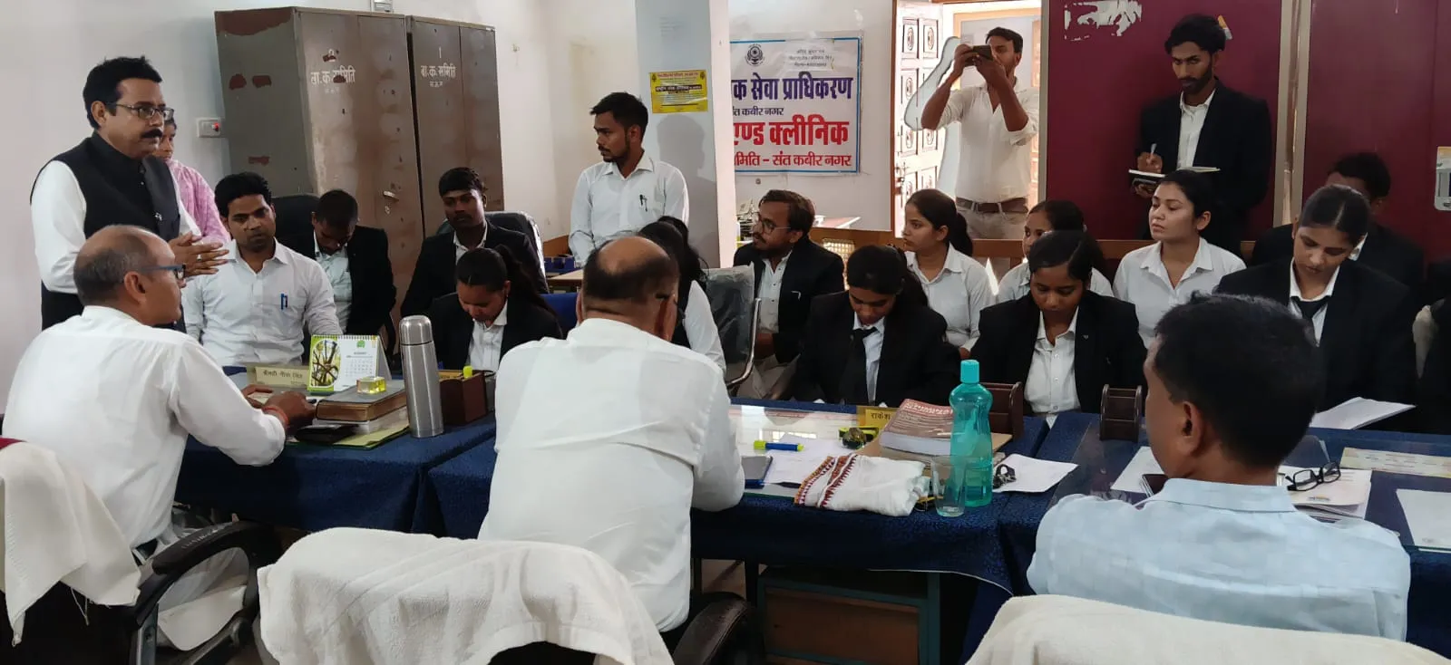 विधि छात्र-छात्राओं ने इंटर्नशिप कार्यक्रम के तहत बाल कल्याण समिति की कार्यप्रणाली को समझा