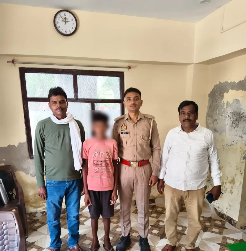 माता-पिता की डांट से नाराज होकर घर से निकला किशोर, पुलिस ने कुछ घंटों में सकुशल किया बरामद।