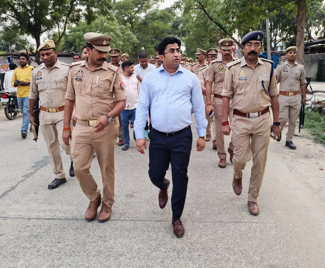 पुलिस अधीक्षक नेअतिक्रमण करने वालों और संदिग्धों के विरुद्ध कड़ी कार्रवाई के दिए निर्देश।