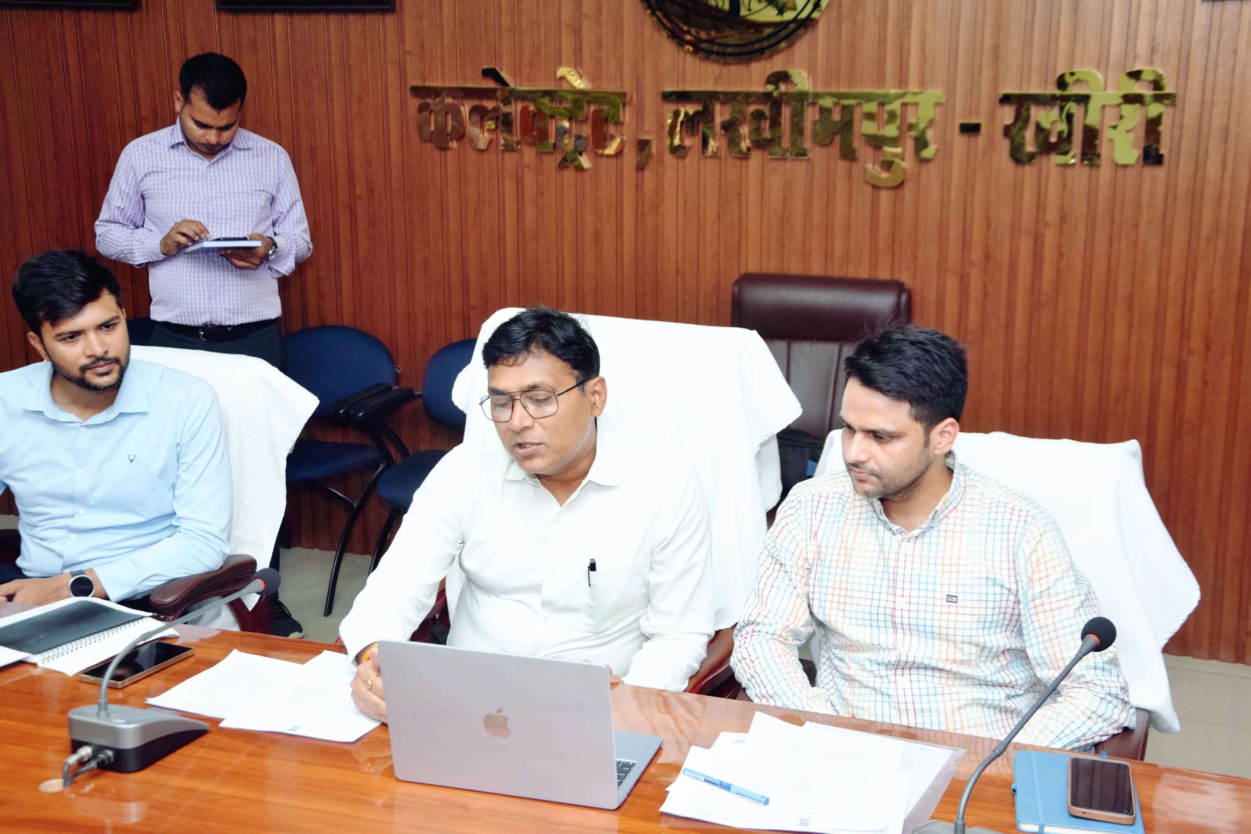 पीएम का संदेश, डीएम की रणनीति और प्रधानों की जिम्मेदारी... योग दिवस को जनआंदोलन बनाने की तैयारी।