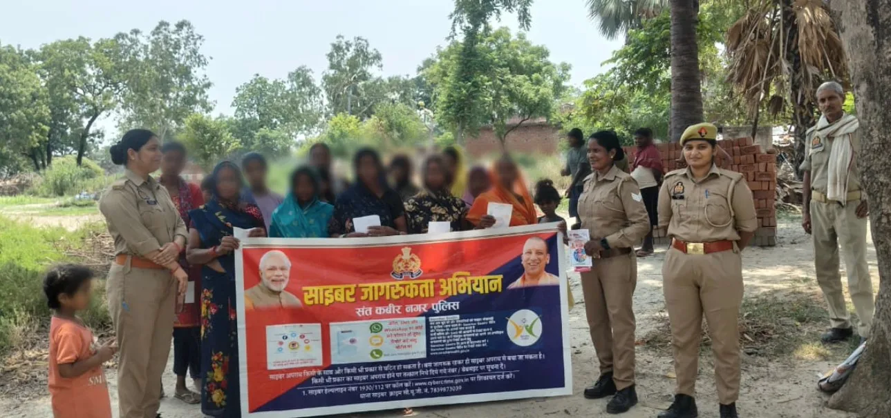मिशन शक्ति टीम द्वारा महिलाओं व वृद्ध जनों के बीच पहुंचकर सुनी गई समस्याएं
