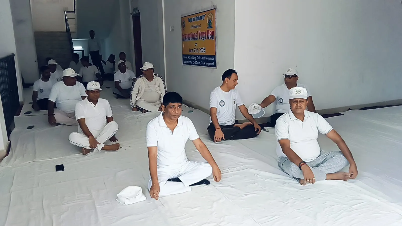 अंतर्राष्ट्रीय योग दिवस: डिस्ट्रिक्ट जज ने दिया योग भगाए रोग का संदेश
