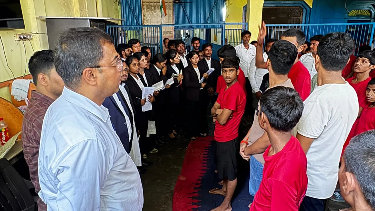 विधि छात्र-छात्राओं ने विजिट किया बाल संप्रेक्षण गृह- किशोर